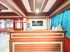 Reception - Hotel Tashi Yang Gangtok by Baizus (Gangtok)