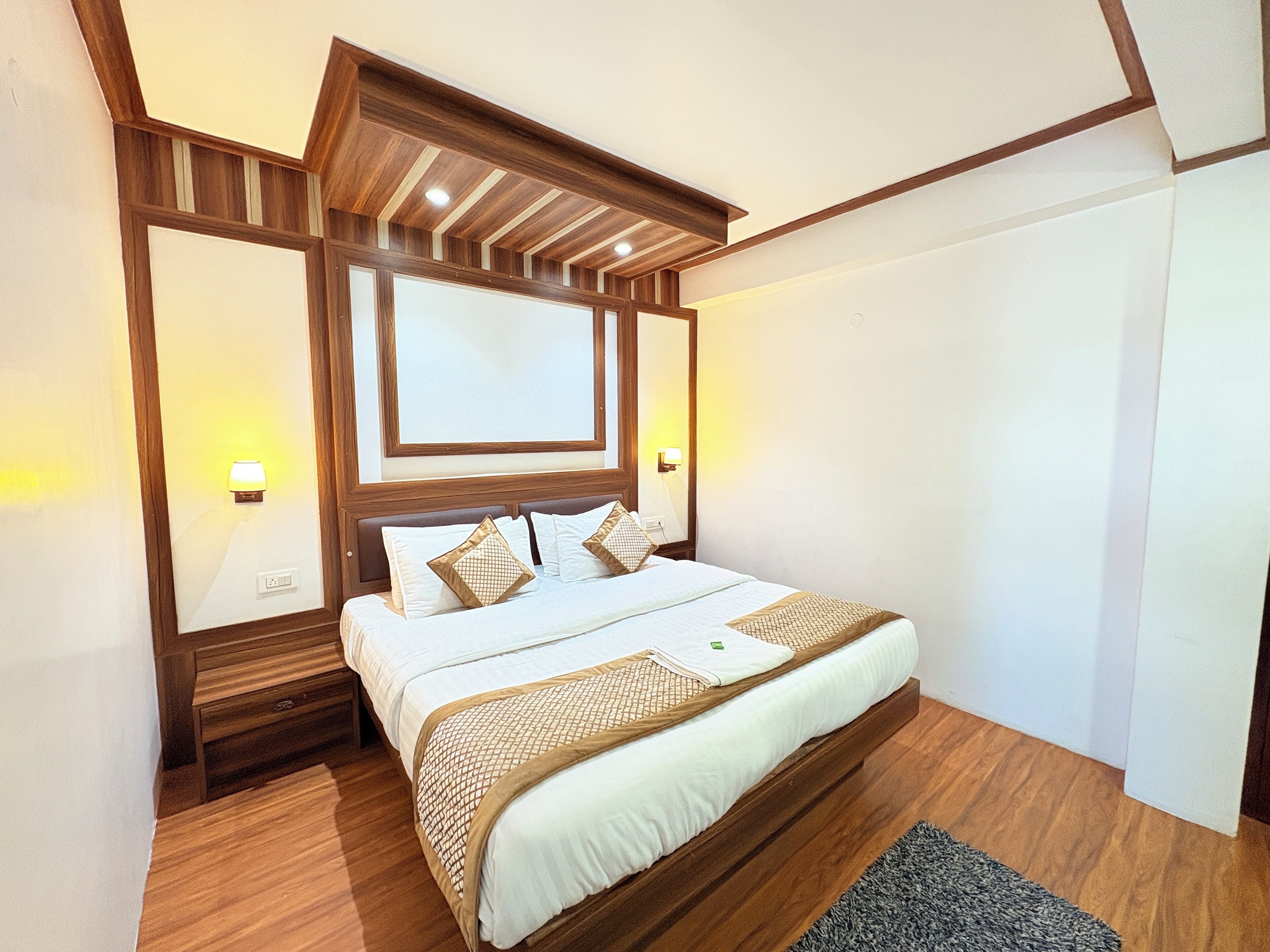 Premium Double Room | Desk, free WiFi