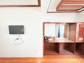 Classic Double Room, Valley View | Desk, free WiFi - Hotel Tashi Yang Gangtok by Baizus (Gangtok)