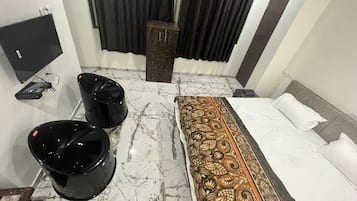 Deluxe Double Room | Free WiFi