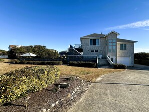 Exterior - KH101 - Immaculate - 4 bdrm, 2 bath,  private pool, westside w/ sunrise views (Kitty Hawk)