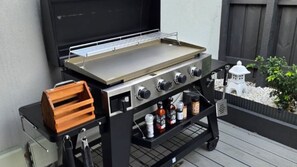 Property grounds - Ultimate Holiday Haven (Rosebud)