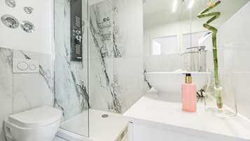 Apartment | Badezimmer