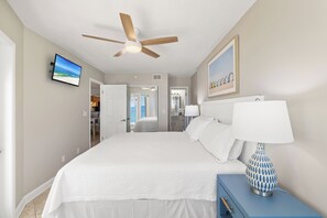 2 bedrooms, iron/ironing board, free WiFi, bed sheets - Boardwalk 585 by Liquid Life (Gulf Shores)