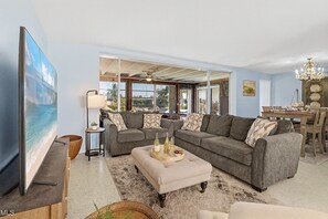 Living area - Waterfront Cape Coral Escape | Pool & Gulf Access (Cape Coral)