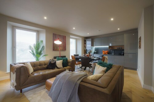 Fell View Residences , Lakes Escape by LetMeStay