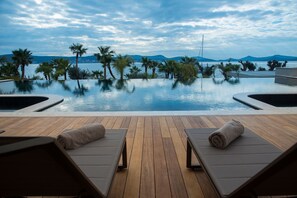 Indoor pool, seasonal outdoor pool, pool loungers - Cunda Callisto Hotel & Spa (Adult Only, 14+) (Ayvalik)