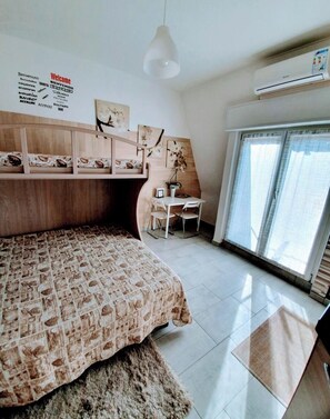 1 bedroom, desk, iron/ironing board, free WiFi - Milan shopping street house (Milano)