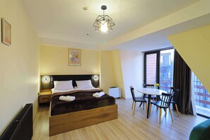 Iron/ironing board, WiFi, bed sheets - Comfy Studio in Gudauri Marshall - By Wehost (Gudauri)