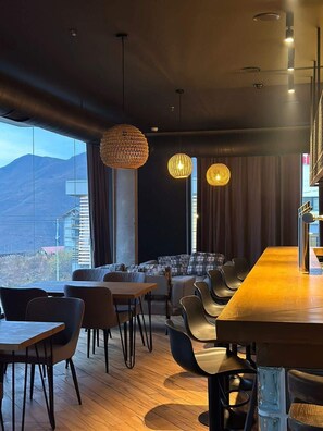 Dining - Comfy Studio in Gudauri Marshall - By Wehost (Gudauri)