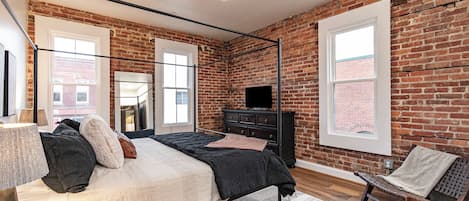 مكواة/لوح كي وواي فاي وملاءات أسرّة