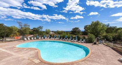 Seaside Stay in Sari-solenzara