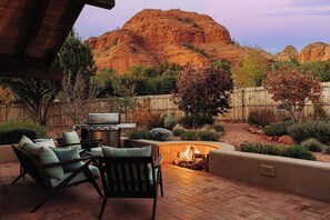 Terrace/patio - A Sedona Scenic Escape w/ Private Wellness Center (Sedona)