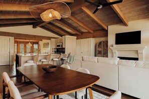 Dining - A Sedona Scenic Escape w/ Private Wellness Center (Sedona)