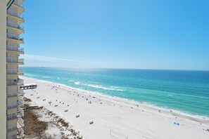 On the beach - Relax, Unwind & Soak Up the Sun – Direct Beachfront Condo, W/Beach Chair Service (Panama City Beach)
