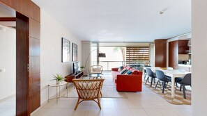 TV - Herdade dos Salgados, T2 12C_2A, Vila das Lagoas (Albufeira)
