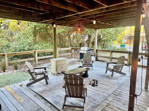 Fin & Tonic@The Forgotten Coast 2BR/2BTH boat parking near Carrabelle FL Marina