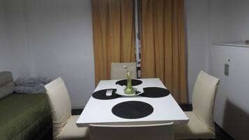 Smart TV 32 pulgadas con canales de televisión digitales