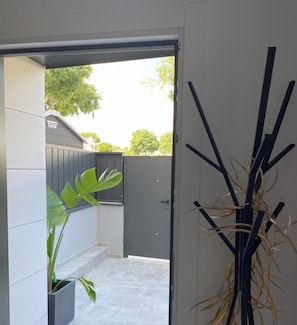 House | Balcony - Vilanova Beach Villa for 8 (Vilanova I la Geltru)