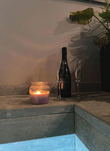 Vilanova Beach Villa for 8