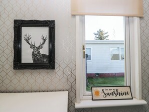 Interior - Beechtree Lodge 57 (Denny)