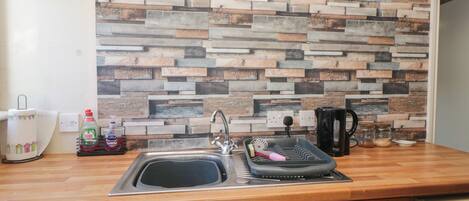 廚房用具/餐具/器皿