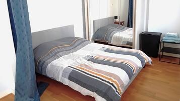 Fer et planche à repasser, Wi-Fi, draps fournis