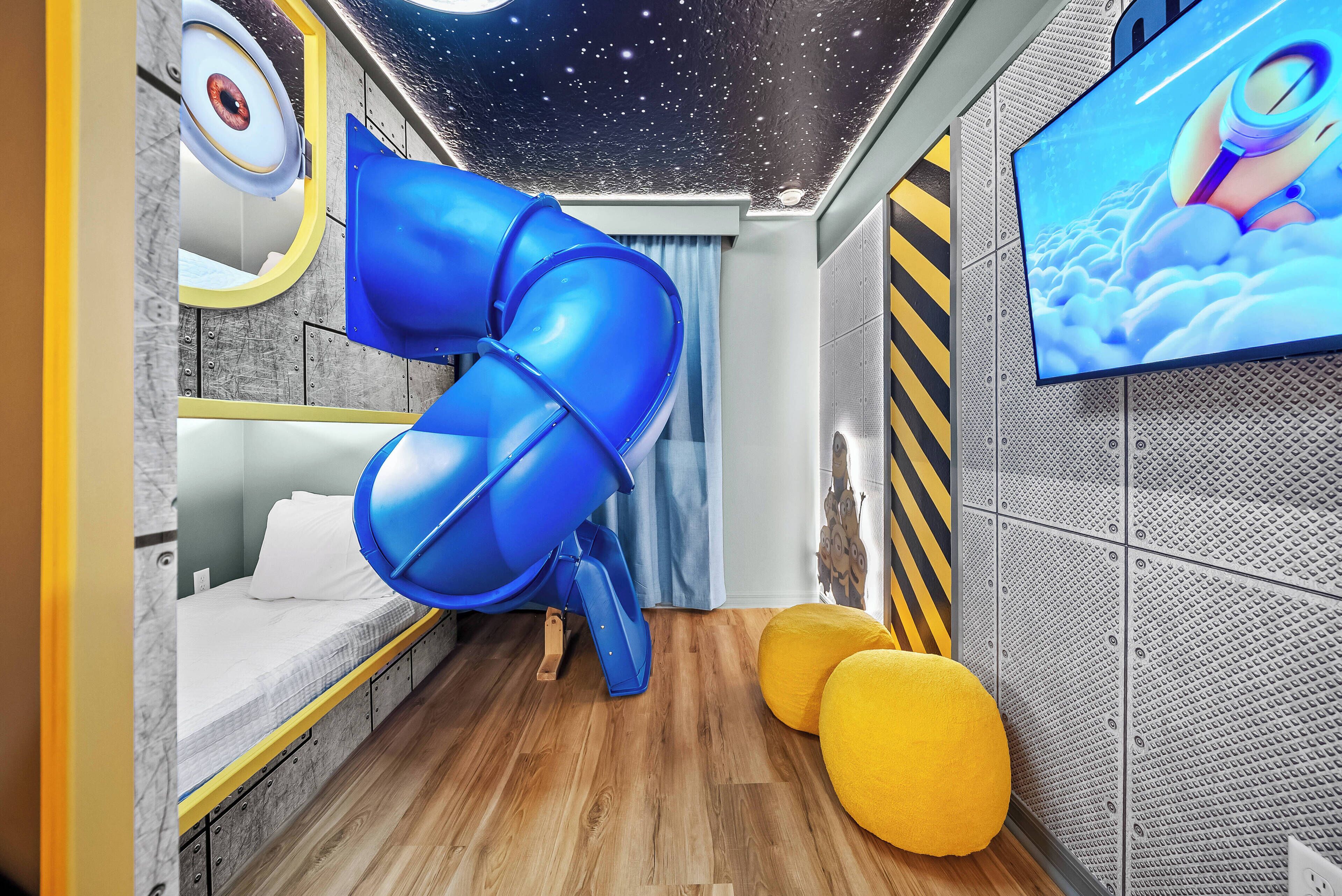 5 bedrooms, iron/ironing board, travel crib, WiFi