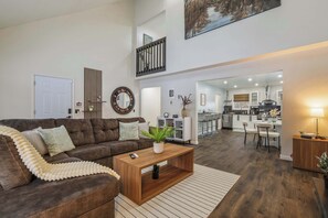 TV, video games, table football, stereo - Timberline Social House | Game Room | Fire Pit (Tobyhanna)