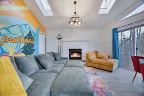 TV, fireplace, table football, offices - Adventure Peak Lodge • Luxe Game Room Getaway (Tobyhanna)