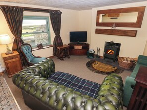 Living area - 2 Strand Cottages (Carmarthen)