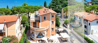 Desenzanoloft Villa Bugatti Detached villa, private pool