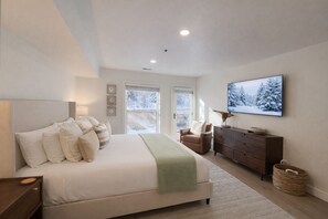 2 bedrooms, iron/ironing board, free WiFi, bed sheets - Woodside 1375 Downtown Escape Walk to Everything (Park City)