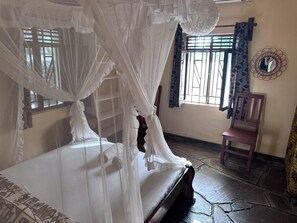 WiFi - Kongo Dream Villa, a spacious 4-bedroom villa in Diani Beach with  ocean views (Kwale County)