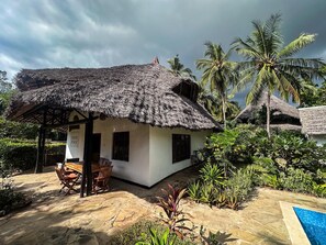 Exterior - Kongo Dream Villa, a spacious 4-bedroom villa in Diani Beach with  ocean views (Kwale County)