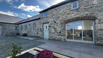 Cottage | Exterior