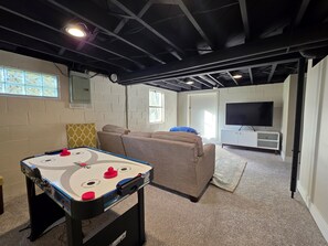 Games room - Cozy Sparta Getaway Near Indian Lakes, New Hot Tub! (Sparta)