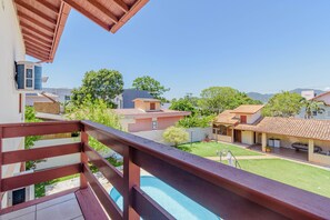 4 bedrooms - Casa com Piscina e Churrasqueira No Campeche (Florianópolis)