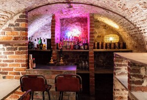 Bar (en la propiedad)