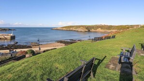 Cottage | Interior - Bell House (Amlwch)