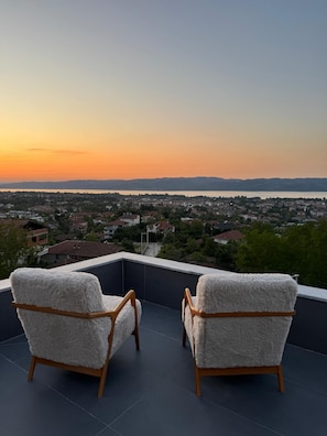 Comfort Villa, Lake View | Terrace/patio - ASİL VİLLA SAPANCA (Sapanca)