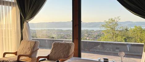 Villa Confort, vista al lago | Wifi gratis