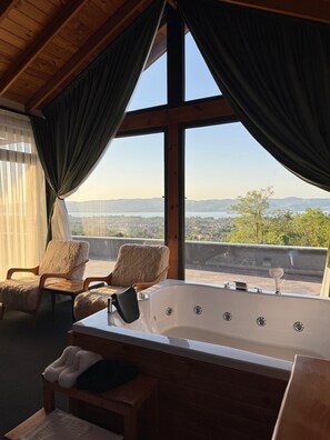 Comfort villa, uitzicht op meer | Gratis wifi