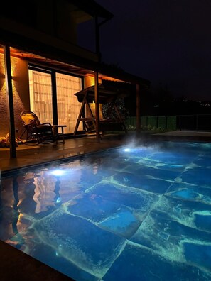 Outdoor pool - ASİL VİLLA SAPANCA (Sapanca)