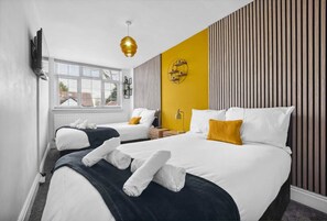 7 bedrooms, iron/ironing board, WiFi, bed sheets