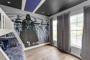 4 bedrooms, free WiFi, bed sheets