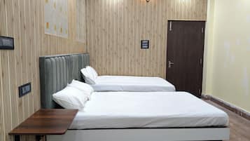 Espacio para trabajar con laptop y wifi gratis