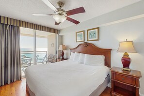 3 bedrooms, iron/ironing board, Internet, bed sheets - Oceanfront condo with private balcony, pool, hot tub & direct beach access (North Myrtle Beach)