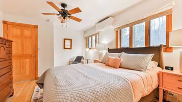 Bügeleisen/Bügelbrett, Internetzugang, Bettwäsche