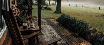 1890 House 1-bedroom Log Cabin in Stillwater